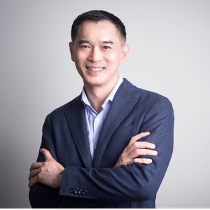 Wee Yap Yeo (Managing Director of SeaTown Holdings International Pte. Ltd.)